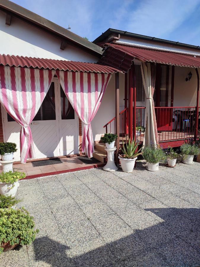 Vila House Viareggio Exteriér fotografie